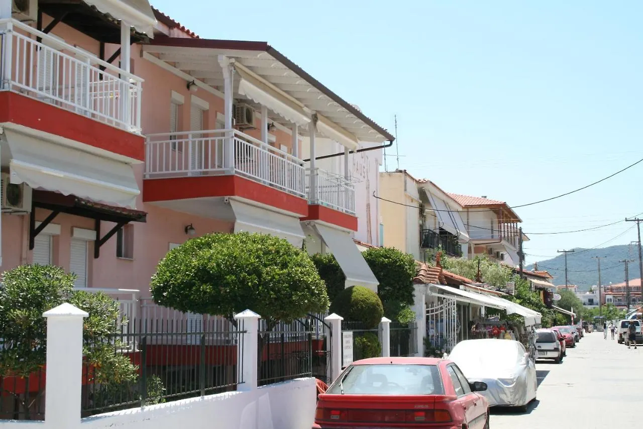 Aparthotel Sarti Center Studios
