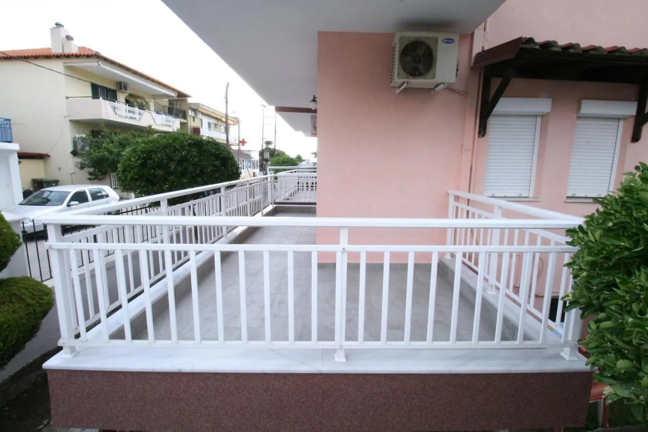 Aparthotel Sarti Center Studios