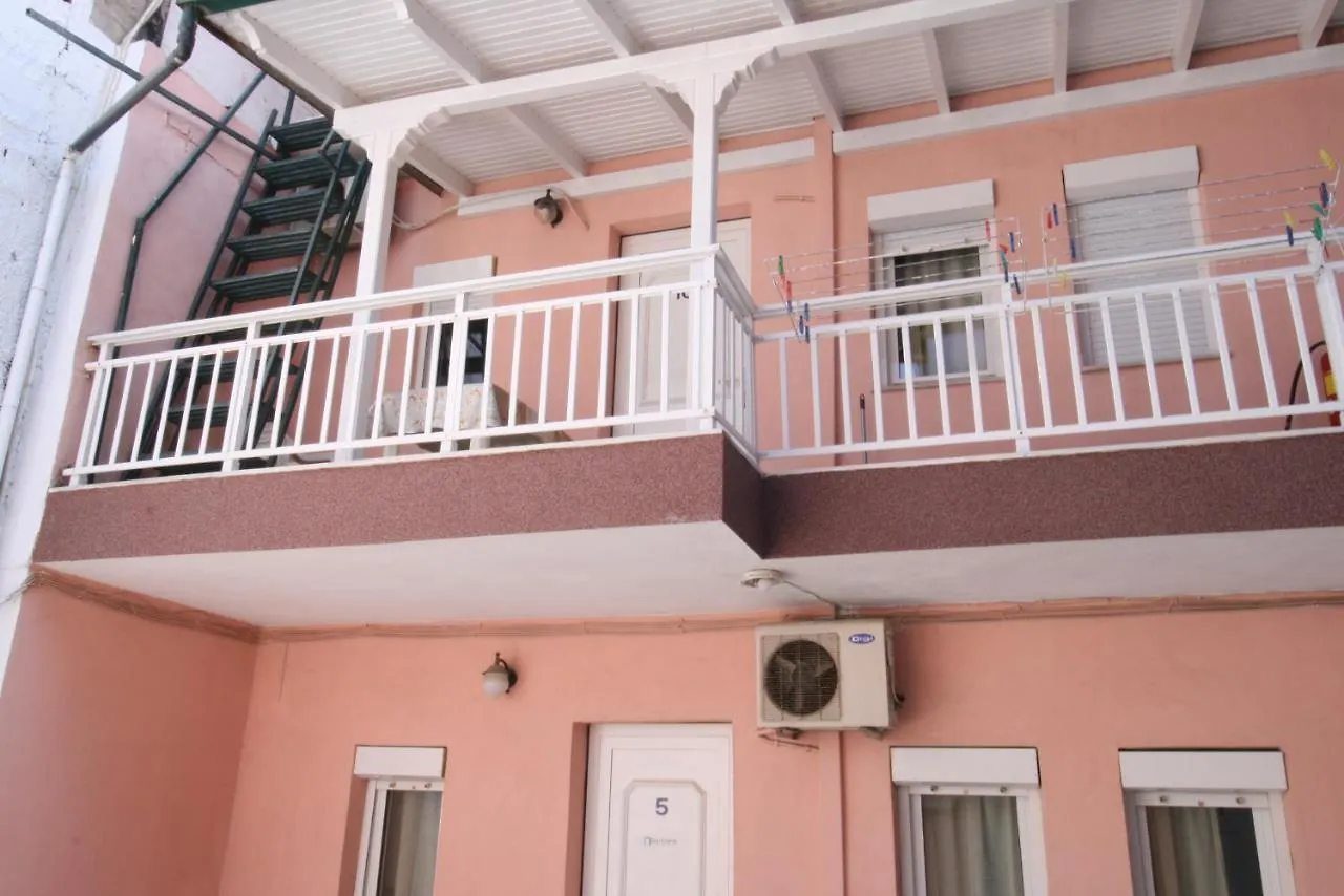 Aparthotel Sarti Center Studios