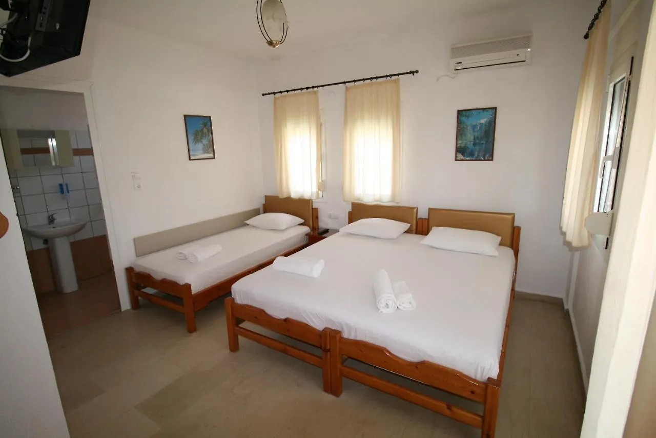 Aparthotel Sarti Center Studios